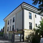 Esther Line Apartments-self Check-in,free Private Parking Subject To Availability Timisoara