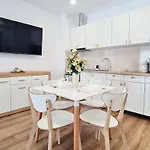 Apartment Esther Line Apartments-self Check-in,free Private Parking Subject To Availability