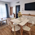 Esther Line Apartments-self Check-in,free Private Parking Subject To Availability Timisoara