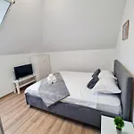 Esther Line Apartments-self Check-in,free Private Parking Subject To Availability Timisoara