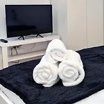 Esther Line Apartments-self Check-in,free Private Parking Subject To Availability * Timisoara