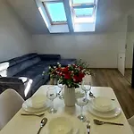 Esther Line Apartments-self Check-in,free Private Parking Subject To Availability Timisoara