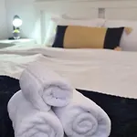 Esther Line Apartments-self Check-in,free Private Parking Subject To Availability Apartment
