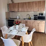 Apartment Esther Line Apartments-self Check-in,free Private Parking Subject To Availability