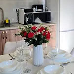 Esther Line Apartments-self Check-in,free Private Parking Subject To Availability * Timisoara