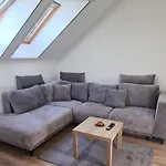 Esther Line Apartments-self Check-in,free Private Parking Subject To Availability