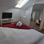 Esther Line Apartments-self Check-in,free Private Parking Subject To Availability