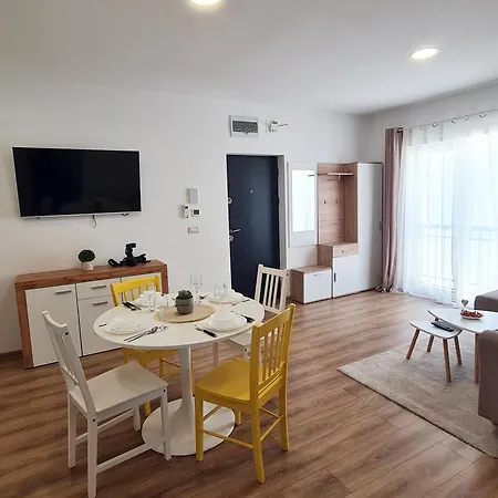 Esther Line - Self Check-in, Free Private Parking Lägenhet