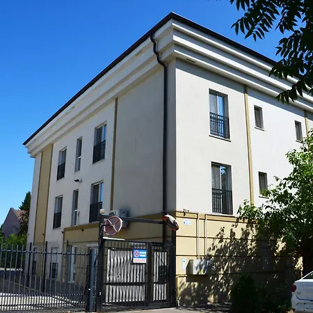 Esther Line - Self Check-in, Free Private Parking Timişoara