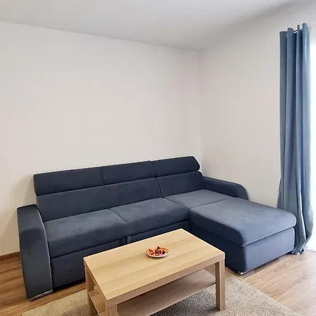 아파트 Esther Line - Self Check-in, Free Private Parking *