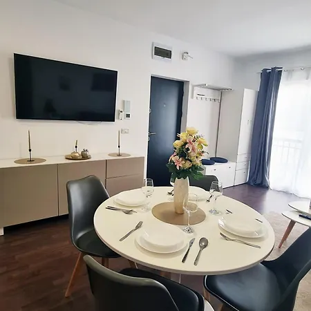 Esther Line - Self Check-in, Free Private Parking * Timişoara