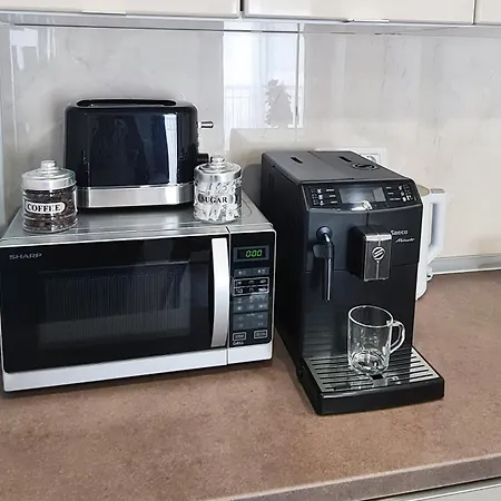 Esther Line - Self Check-in, Free Private Parking Timişoara