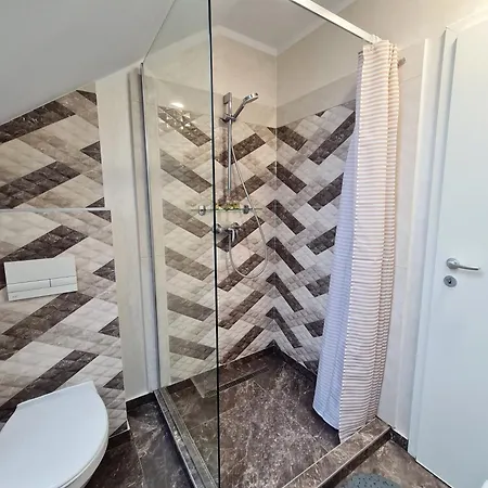 Esther Line - Self Check-in, Free Private Parking 아파트