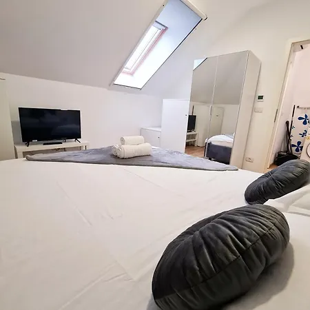 Lägenhet Esther Line - Self Check-in, Free Private Parking *