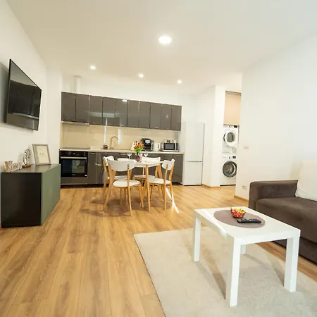 Esther Line Apartments-Near Iulius Mall, Self Check-In,Free Private Parking Subject To Availability Apartment Timisoara