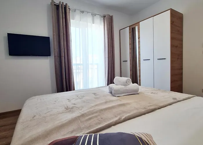 Esther Line Apartments-self Check-in,free Private Parking Subject To Availability Lägenhet Timişoara