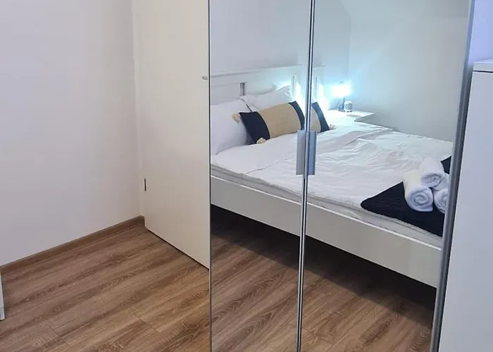 Esther Line Apartments-self Check-in,free Private Parking Subject To Availability * Timişoara