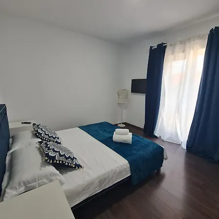 Апартаменти Esther Line Apartments-self Check-in,free Private Parking Subject To Availability Тімішоара
