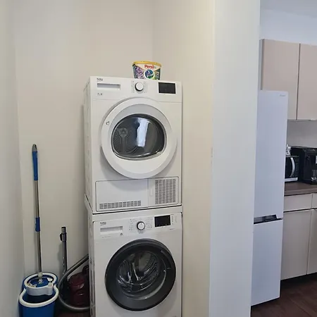 Esther Line Apartments-self Check-in,free Private Parking Subject To Availability Apartamento Timisoara