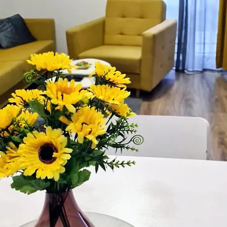 Esther Line Apartments-self Check-in,free Private Parking Subject To Availability