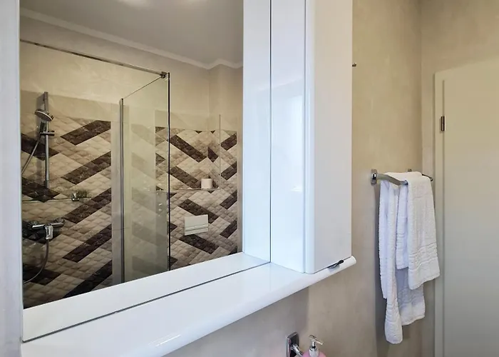 Esther Line Apartments-self Check-in,free Private Parking Subject To Availability Апартаменти *