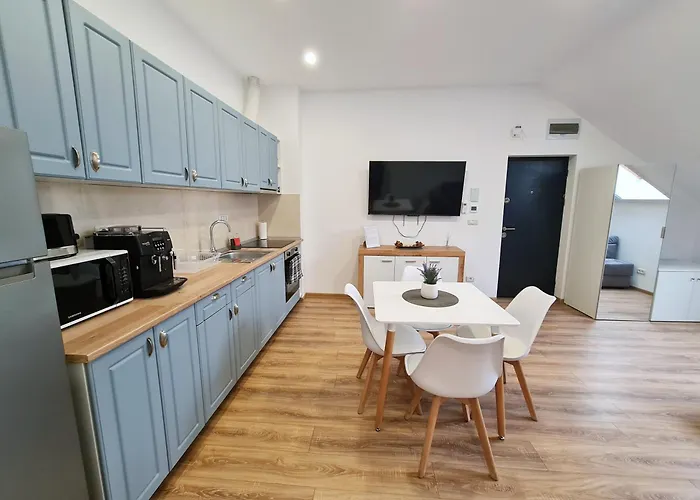 Esther Line Apartments-self Check-in,free Private Parking Subject To Availability Апартаменти *