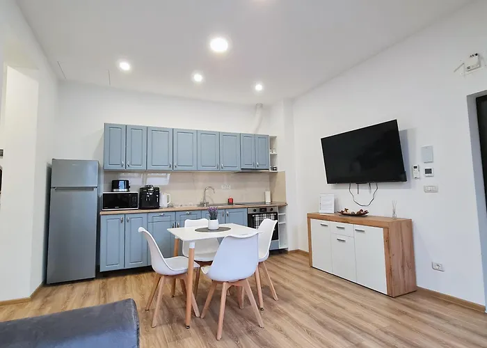 Esther Line Apartments-self Check-in,free Private Parking Subject To Availability Апартаменти Тімішоара