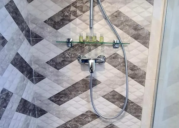 Esther Line Apartments-self Check-in,free Private Parking Subject To Availability * Тімішоара