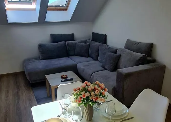 Esther Line Apartments-self Check-in,free Private Parking Subject To Availability Апартаменти *